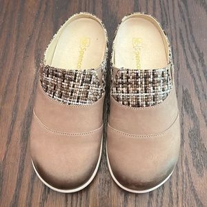 Spenco clogs